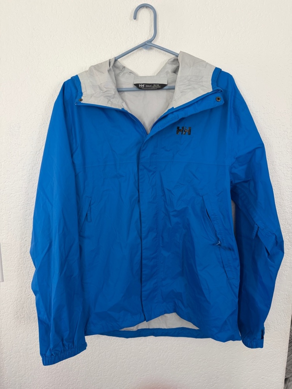 Helly Hansen Men's Bright Blue Hooded Rain Jacket with Light Gray Lining